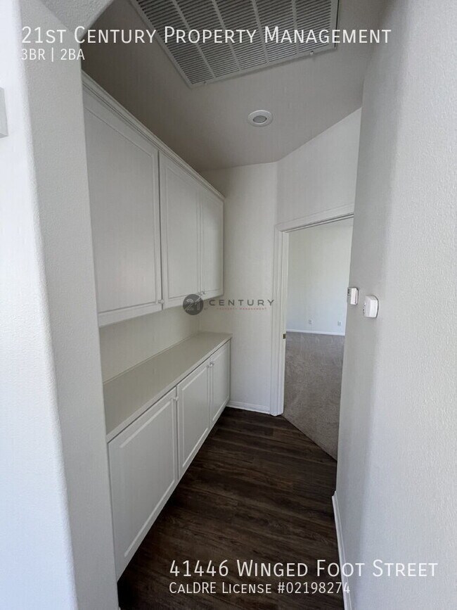 Building Photo - 41446 Winged Foot St
