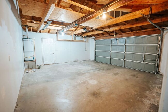 Building Photo - Single Family Home In McKinleyville!