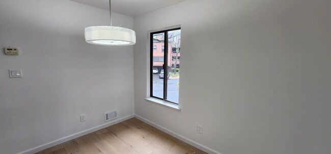 Building Photo - 89 Harbor Ky