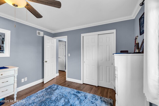 Building Photo - 1641 Elm Ave