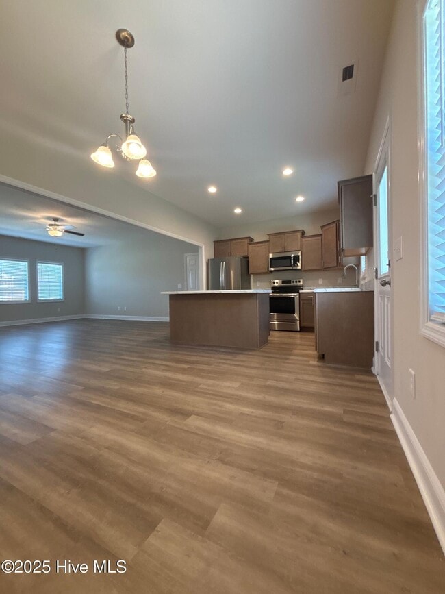 Building Photo - 208 Penster Ct