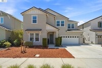 Building Photo - 1550 Plumas Dr