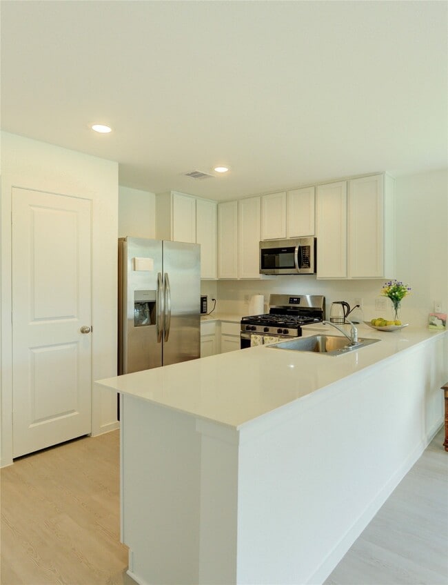 Building Photo - 1602 Birch Wood Dr