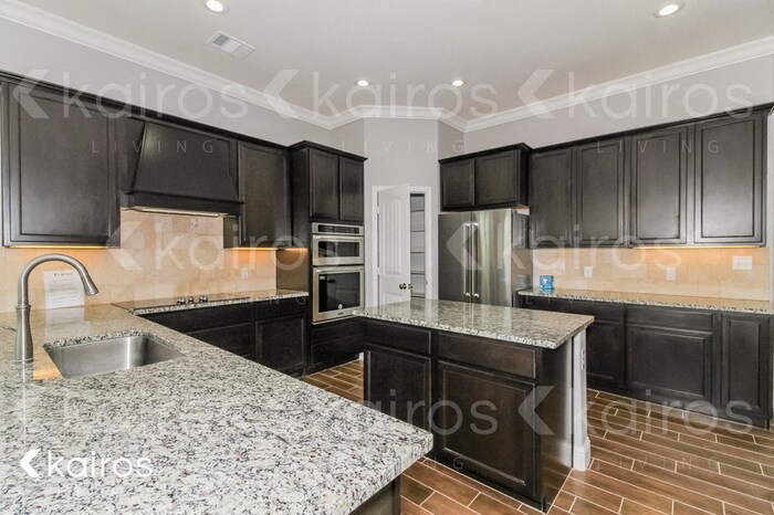 Building Photo - 9411 Rockwood Dr