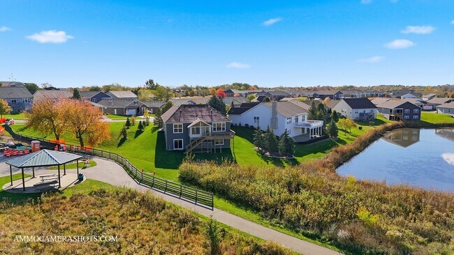 Building Photo - 2660 Harnish Dr