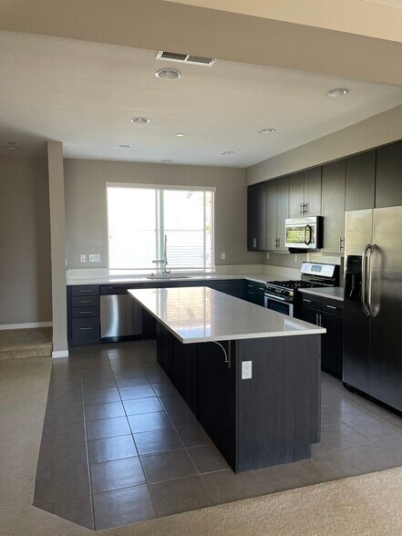 Building Photo - 11337 Zapata Ave