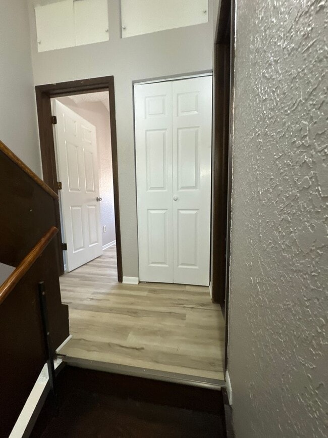 Building Photo - Available January 1st! Spacious 3 Bedroom ...