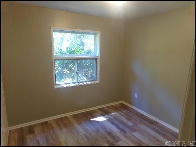 Building Photo - 3 N Meadowcliff Cir