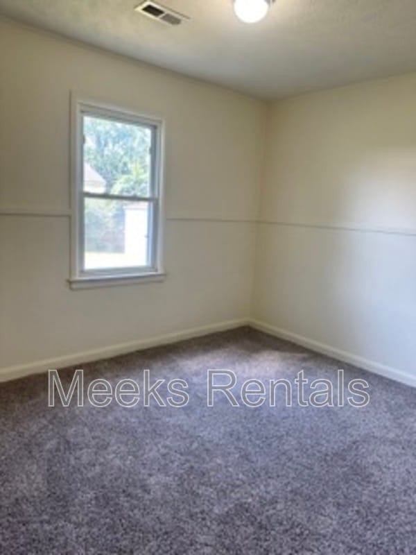 Building Photo - 2707 Furlong Ave