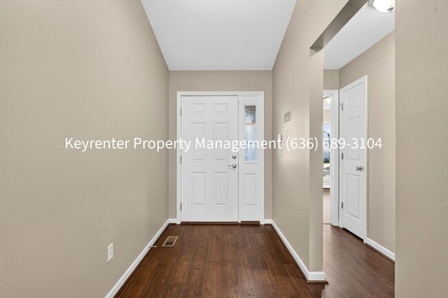 Building Photo - Modern Ranch Retreat – 4BR/3BA in Saint Charles!