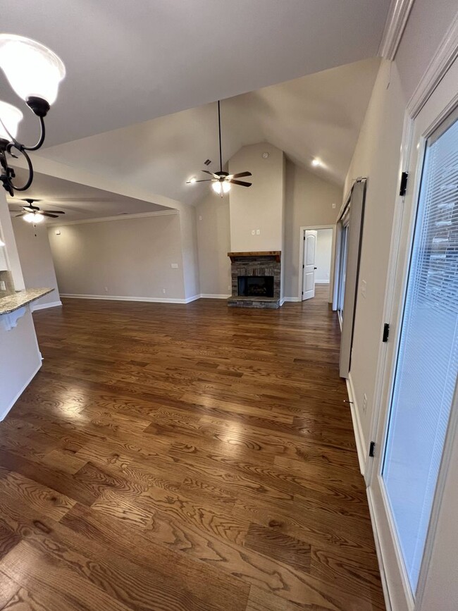 Building Photo - 2682 Sophia Ct