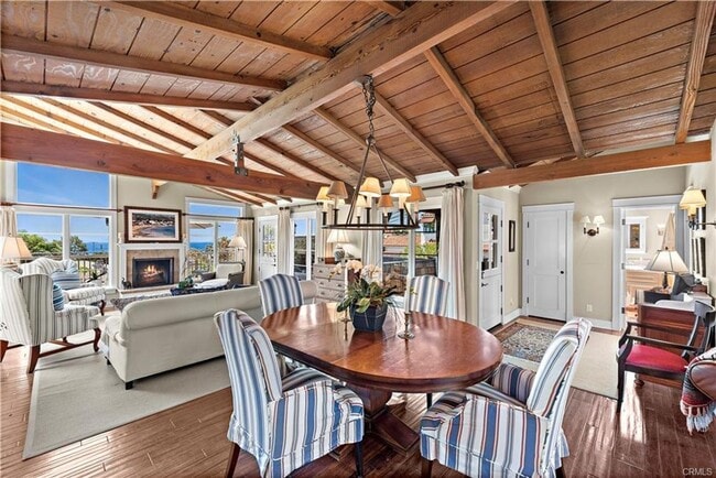 Building Photo - Woods Cove Beach House