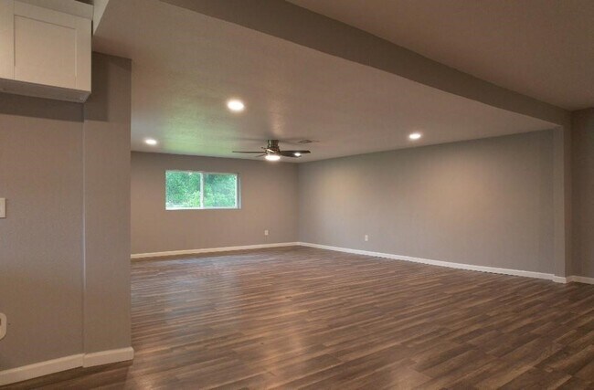 Building Photo - 25373 Goodson Rd