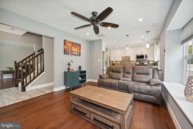 Building Photo - 1205 Delancey Way