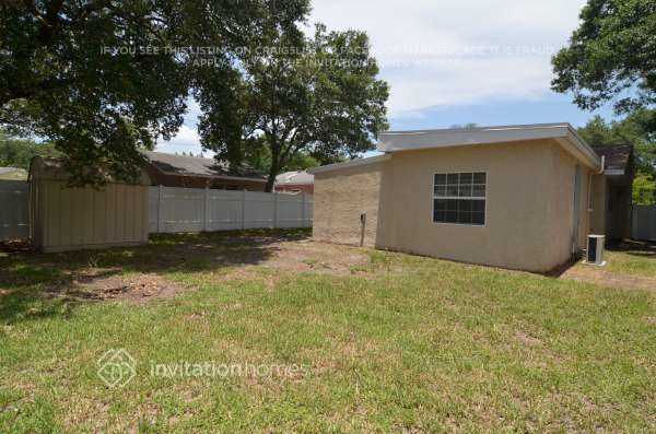 Building Photo - 868 46th Ave N