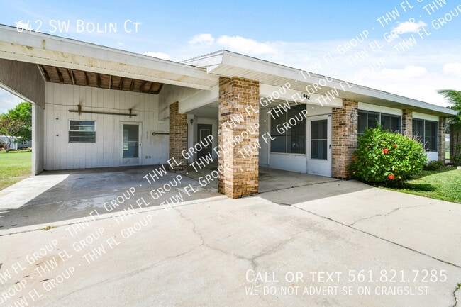 Building Photo - 642 SW Bolin Ct