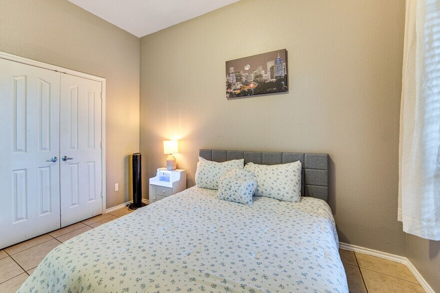 Building Photo - 7807 Raton Ridge Ln