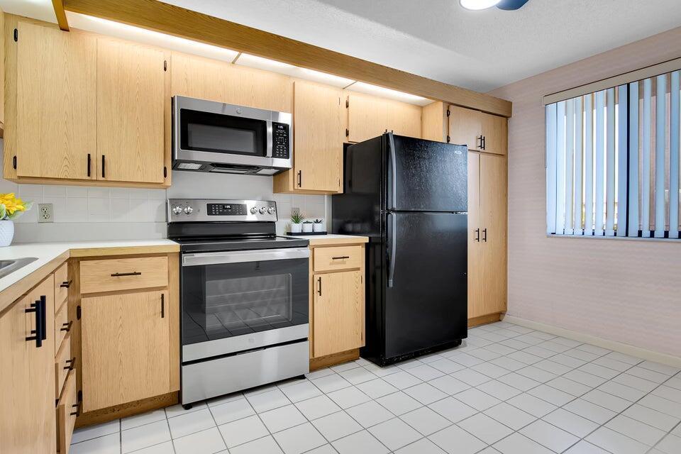 Building Photo - 2791 Village Blvd