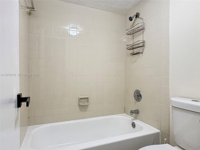 Building Photo - 9285 SW 125th Ave