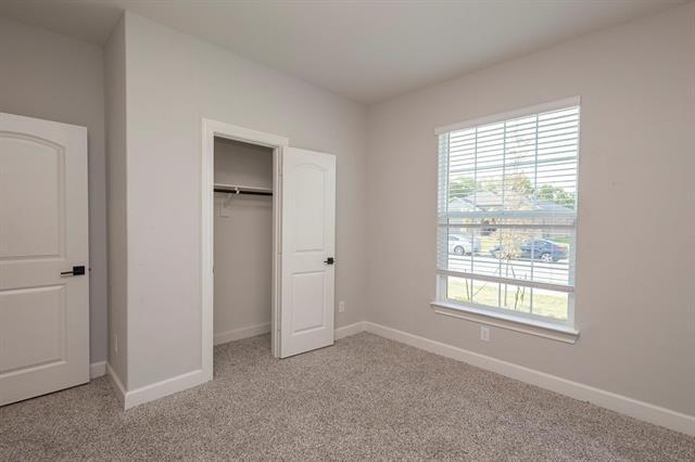 Building Photo - 805 Jackel Dr