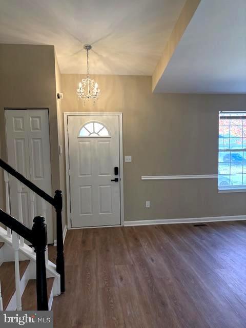 Building Photo - 6135 Rainbow Dr