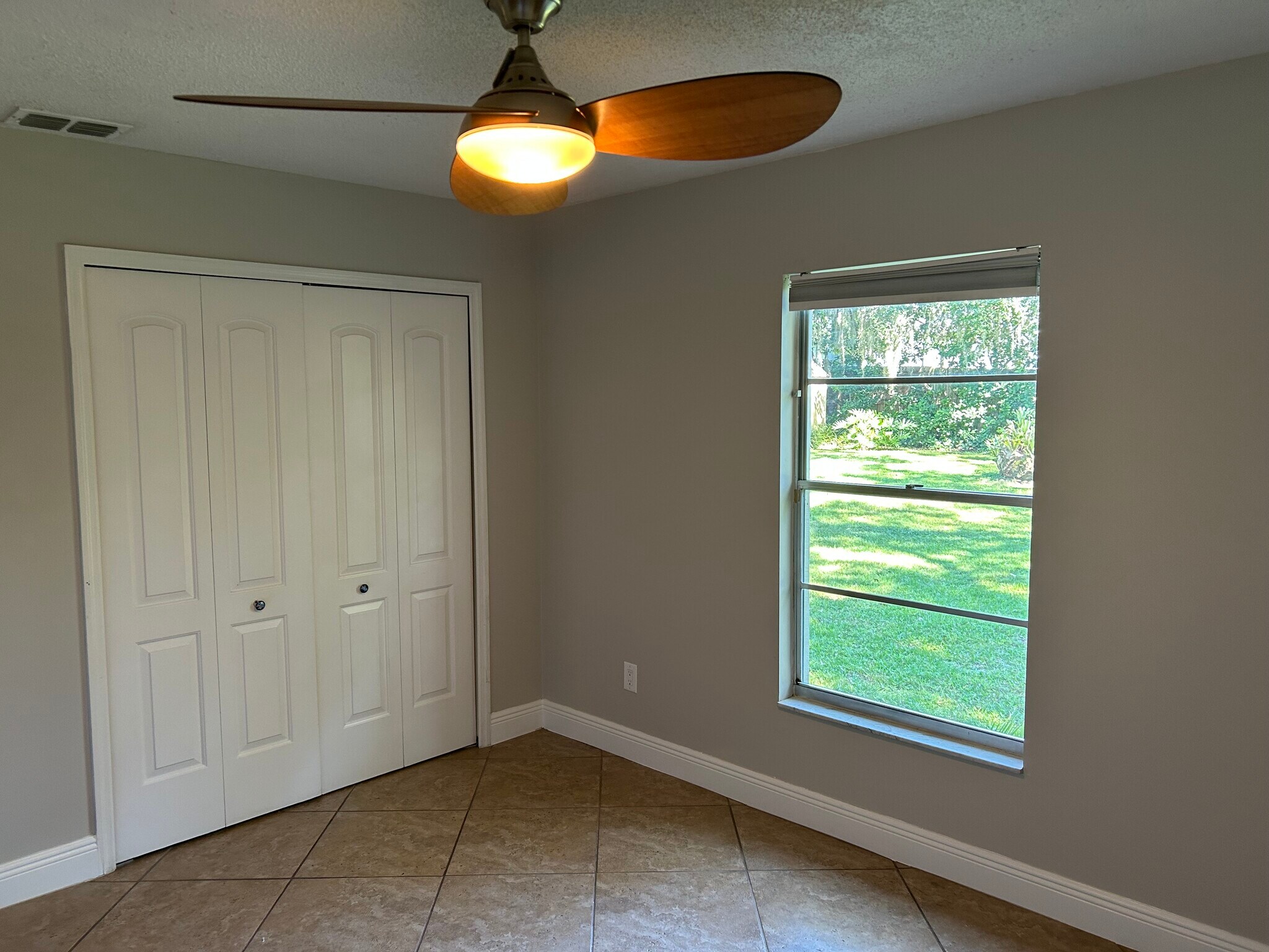 Bedroom two - 873 Lake Marion Dr