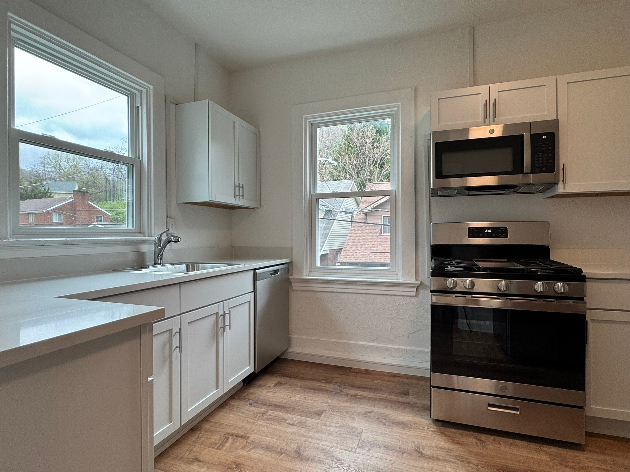 Building Photo - 21 Howard St