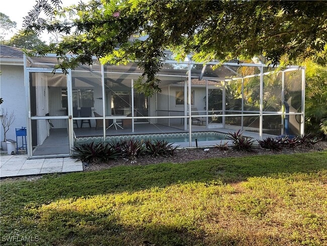 Building Photo - 4587 Flamingo Dr