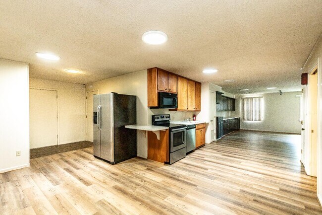 Building Photo - 2513 26th St