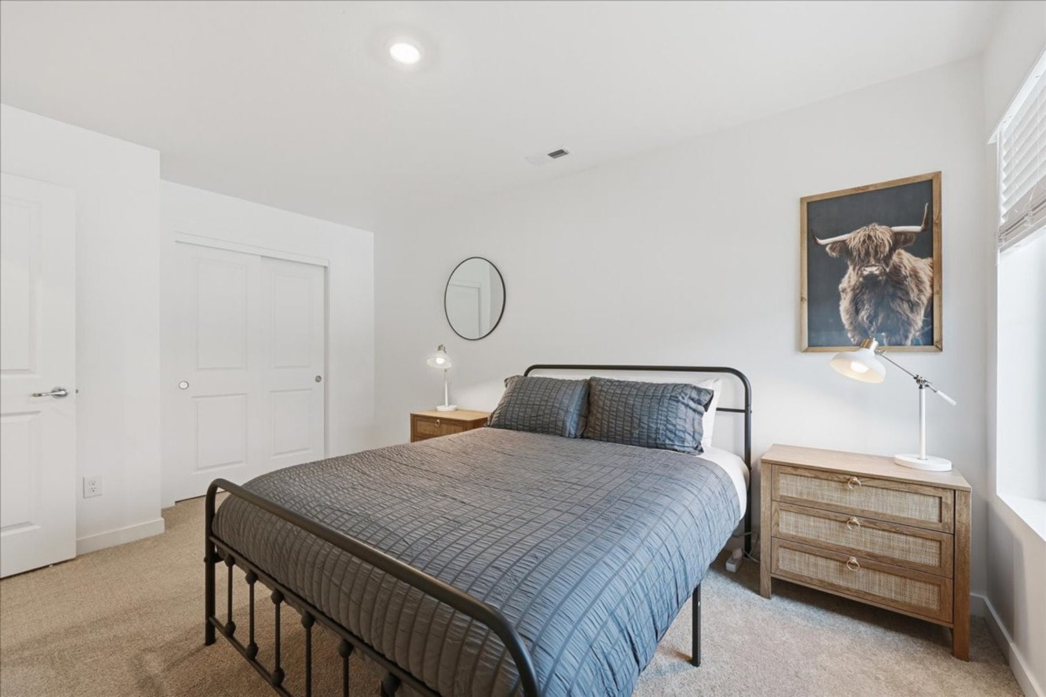 Building Photo - 4226 W Perspective St