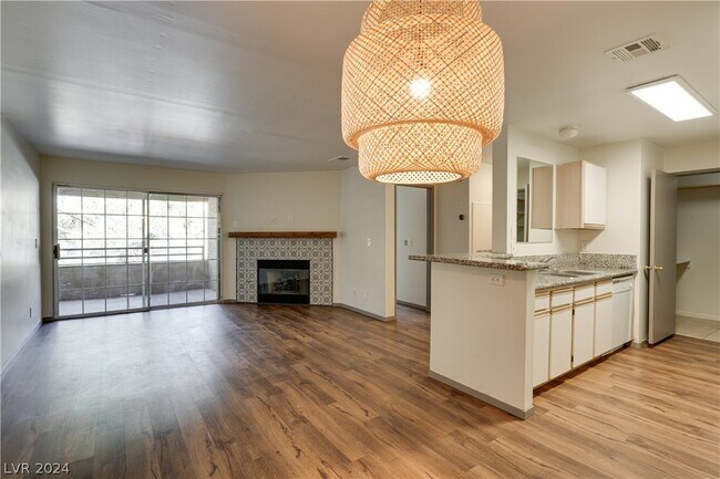 Building Photo - 2200 S Fort Apache Rd