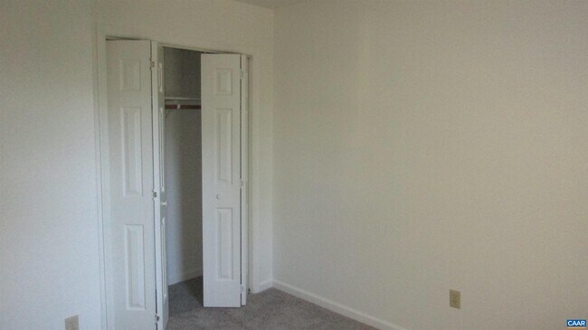 Building Photo - 1675 Ravens Pl