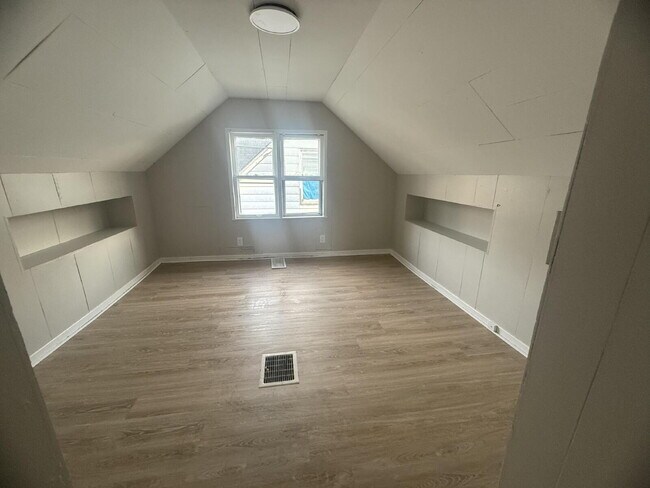 Building Photo - A Home That Fits Your Lifestyle