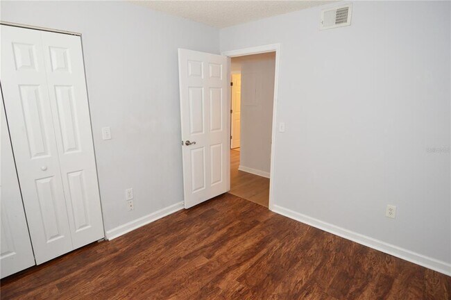 Building Photo - 2500 Winding Creek Blvd