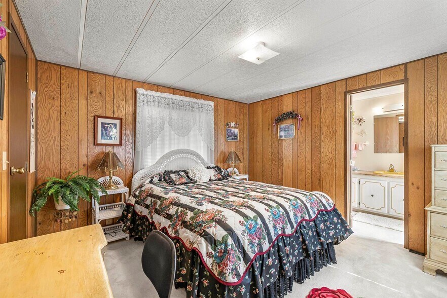 Building Photo - 160 Palisades Park Rd