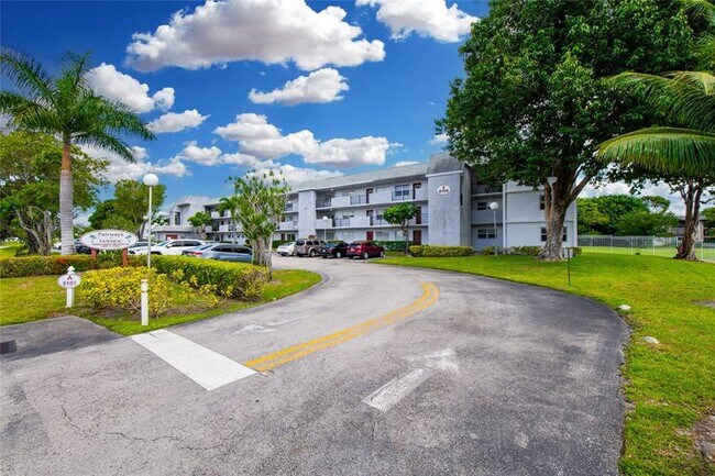 Building Photo - 8105 NW 61st St