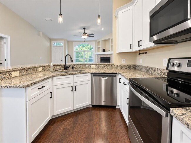 Building Photo - 6202 SW 86th Way