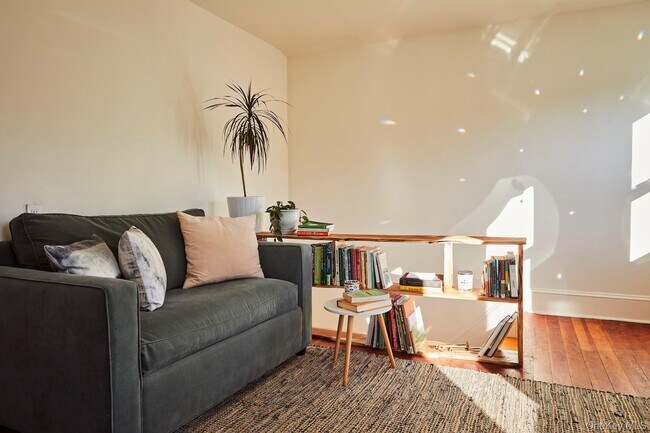 Building Photo - 789 Salisbury Turnpike