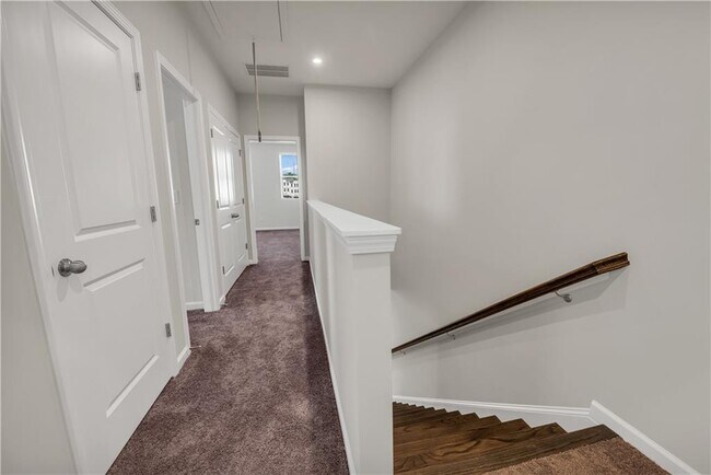 Building Photo - 2713 Crk Vw Ter NW