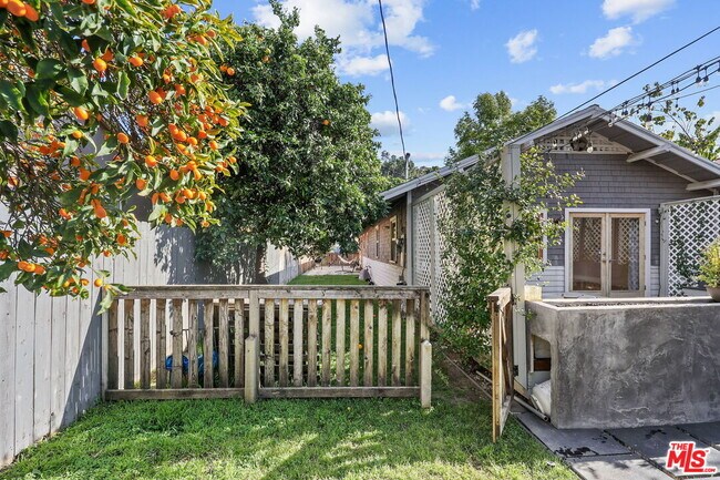 Building Photo - 1453 Hepner Ave