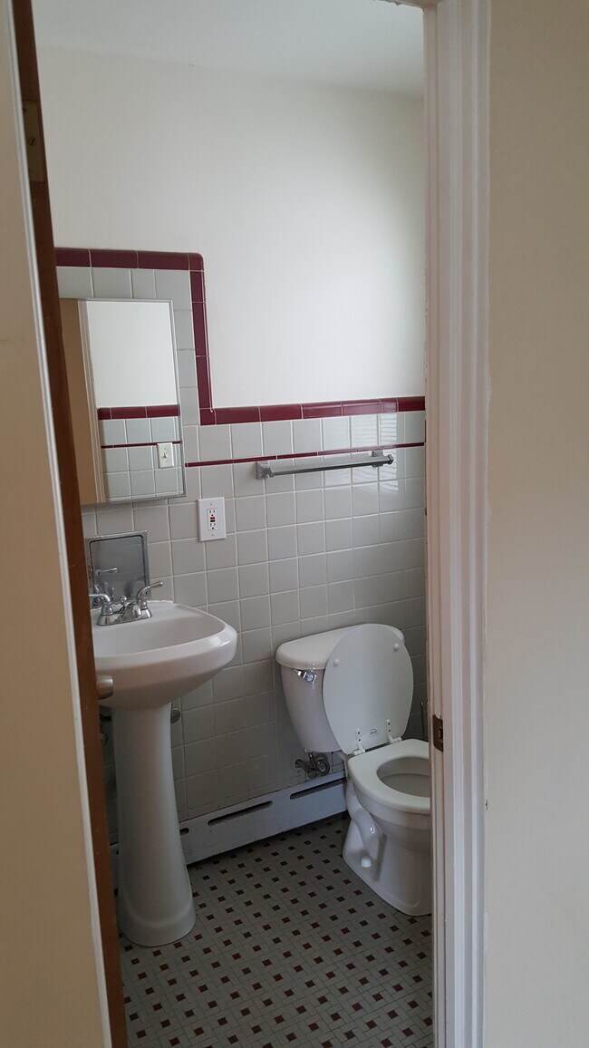 1/2 Bath off Master - 6104 N Campbell Ave