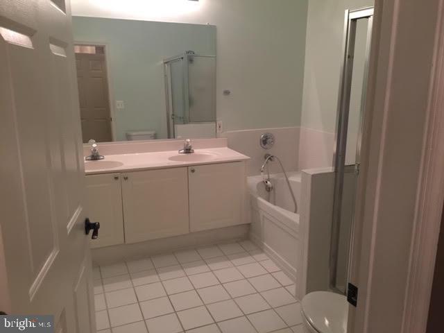 Building Photo - 2701 Bellforest Ct