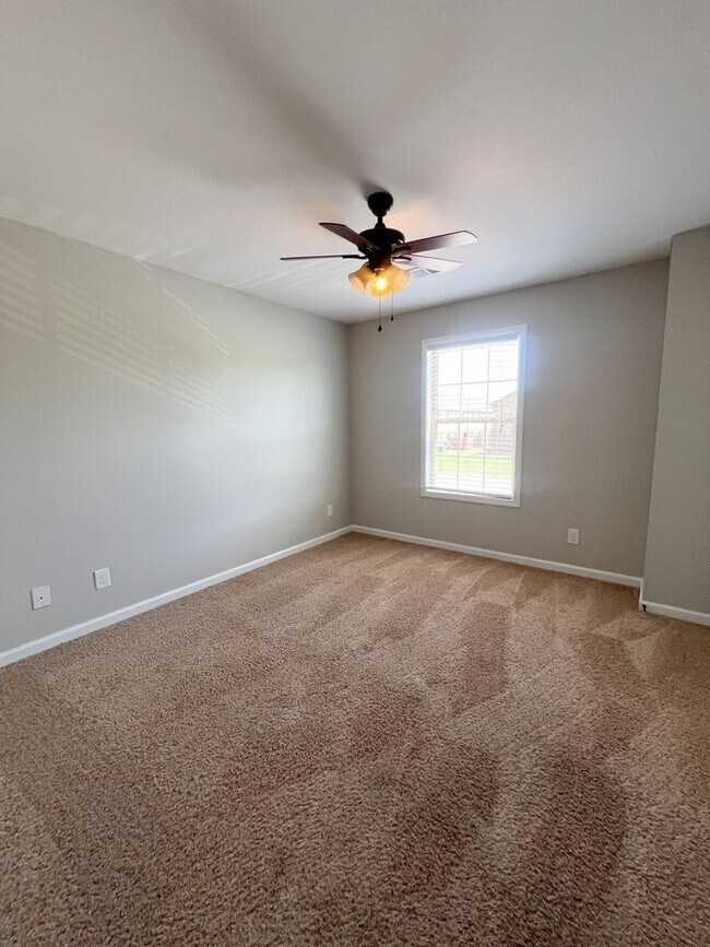 Building Photo - 1604 Railton Ct