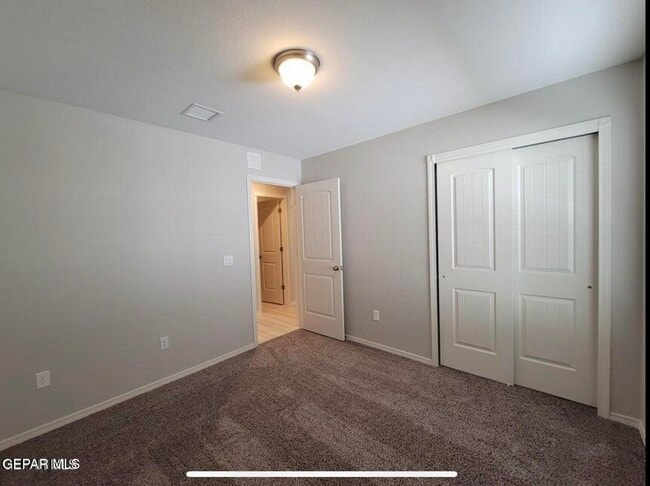 Building Photo - 15017 Dream Ct