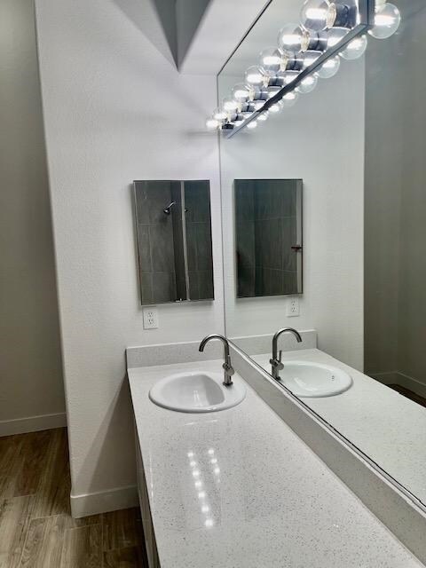 Building Photo - 2110 Los Feliz St