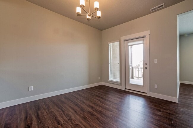 Building Photo - 3 Bed Townhome - Provo Slate Canyon