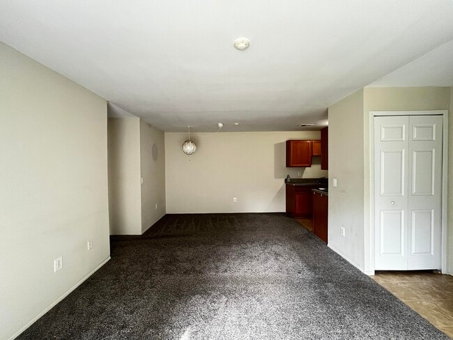 Building Photo - 7000 Foxthorn