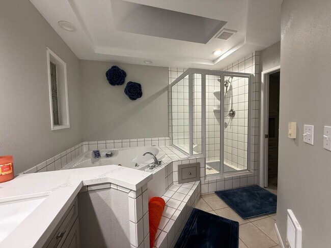 Building Photo - 1709 S Perry Ct