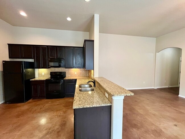 Building Photo - 206 Ragsdale Way