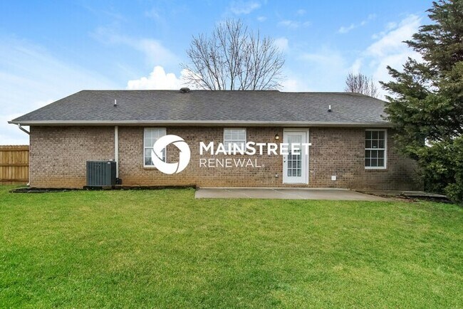 Building Photo - 3 Bedroom Pet-Friendly Home in KODAK, TN with Main Street Renewal